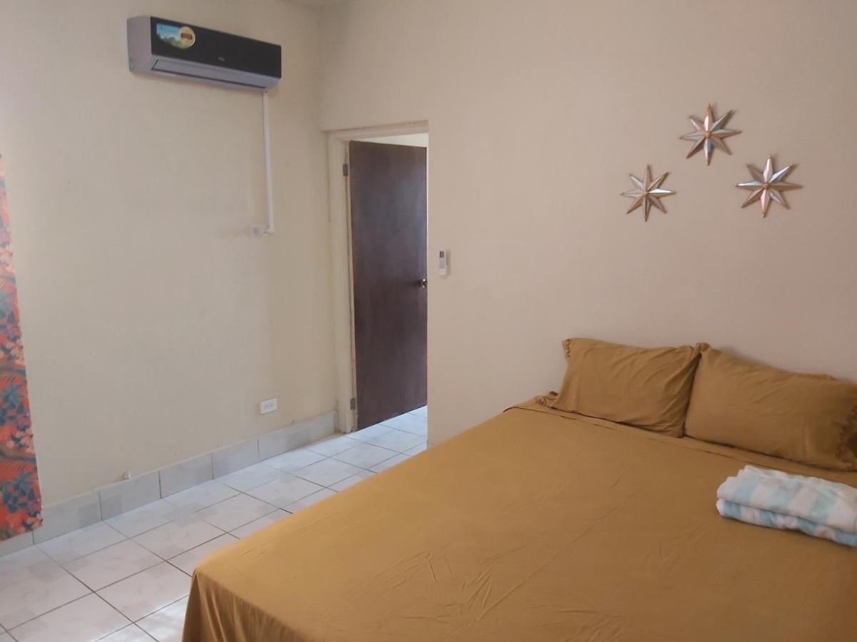 Ocean View Apartments 브리지타운 외부 사진