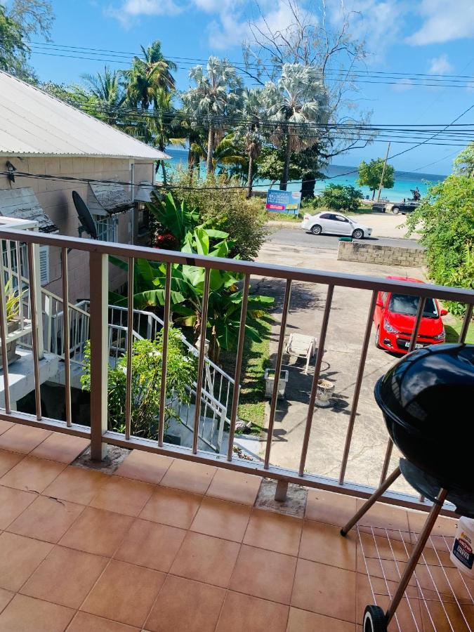 Ocean View Apartments 브리지타운 외부 사진